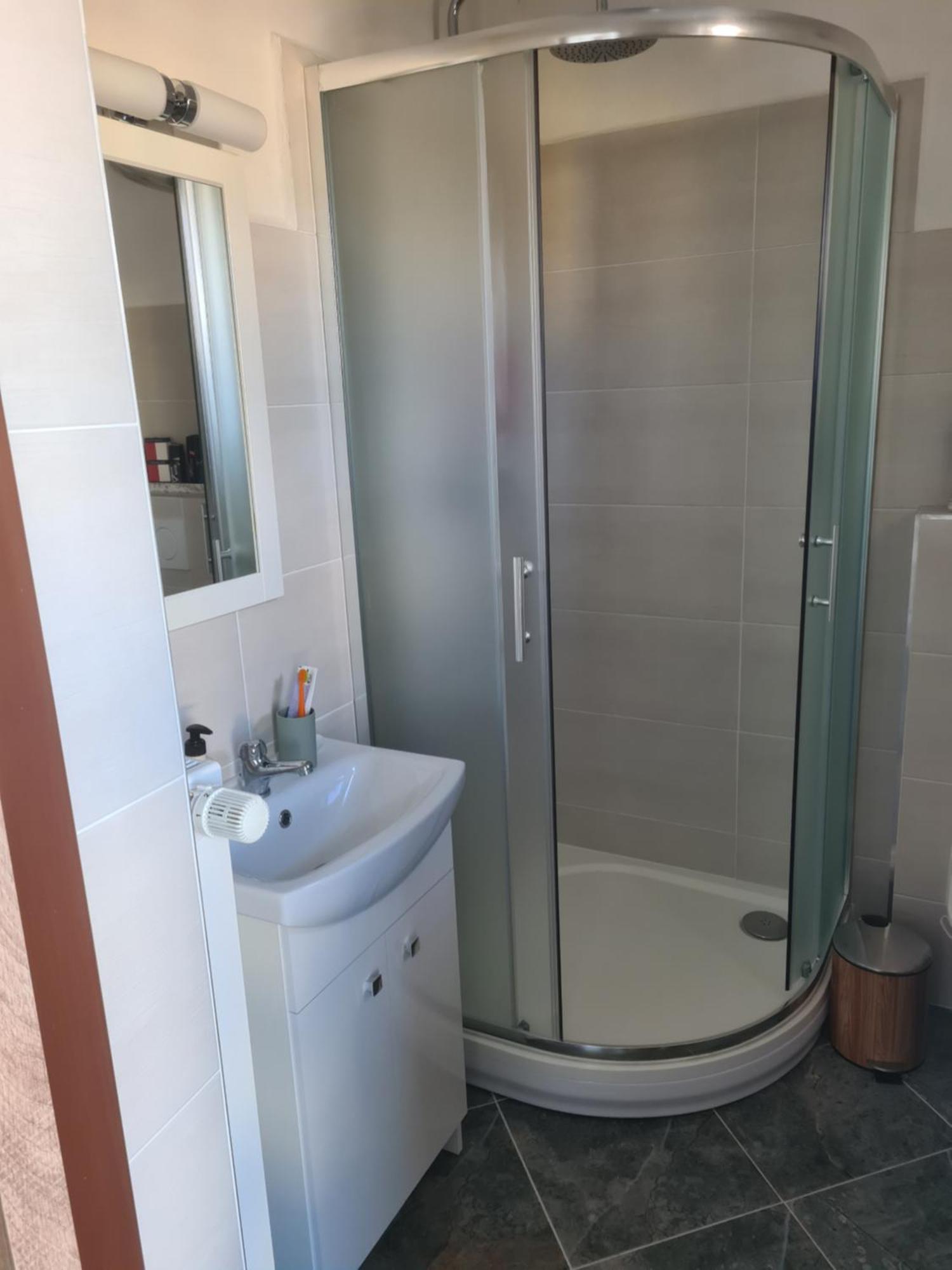 U-Aldy Apartment เวลเก โลซีนี ภายนอก รูปภาพ
