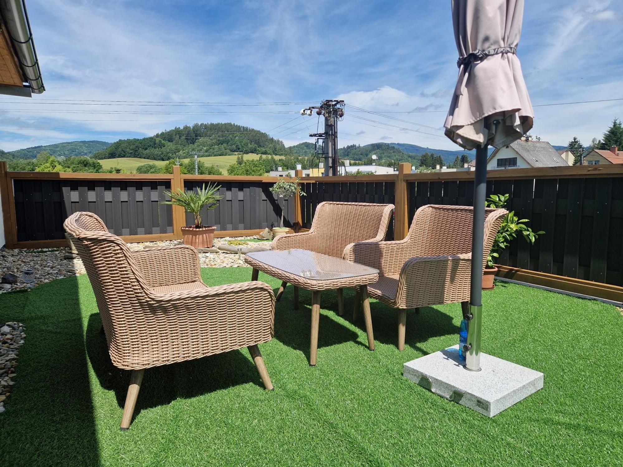 U-Aldy Apartment เวลเก โลซีนี ภายนอก รูปภาพ
